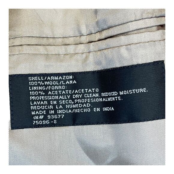 Stafford Sports Coat Men's 40R Gray 100% Wool Herringbone Notch Single Breasted - Picture 9 of 10